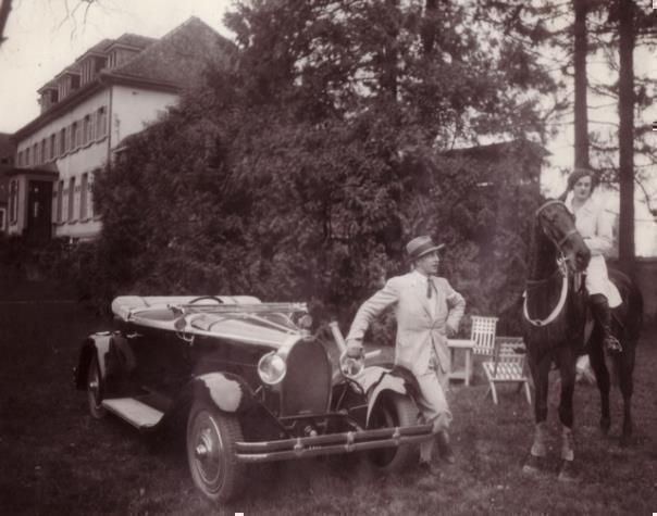 Jean Bugatti: Mein Auto, meine Frau, mein Pferd, meine Villa.  Foto: Auto-Medienportal.Net/Bugatti